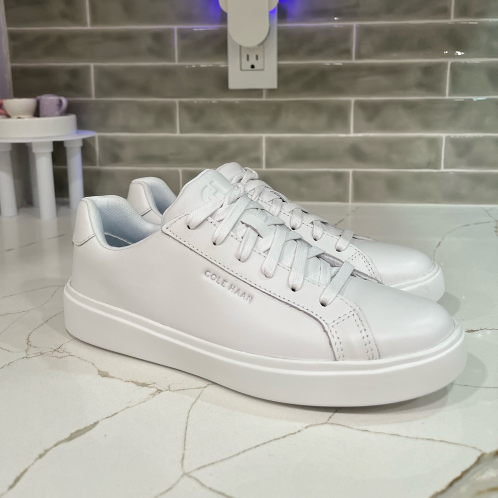 Cole Haan  Grand Crosscourt Sneakers Women’s Size 6.5B Color White